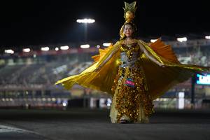 BIB: 
                            <button type="button" onclick="openModal(23452875)" class="btn btn-primary btn-sm float-right btn-popup" data-toggle="modal" data-target=".modal-high-quality">
                        <i class="fas fa-shopping-cart"></i> Add to Cart
                    </button>
                                            <button type="button" onclick="isThisMe(23452875, true)" class="btn btn-success btn-sm float-right btn-popup btn-isme hidden" data-toggle="tooltip" data-placement="bottom" title="นี่คือรูปของคุณใช่ไหม คลิกที่นี่เพื่อเอาเข้าอัลบั้ม">
                        <i class="fas fa-plus"></i> Add to album
                    </button>
                    <button type="button" onclick="isThisMe(23452875, false)" class="btn btn-warning btn-sm float-right btn-popup btn-isnotme hidden">
                        <i class="fas fa-ban"></i> Remove from album
                    </button>